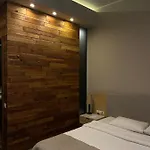 Hotel Poet Art