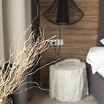 Hotel Poet Art