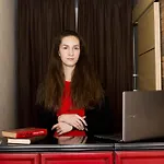 Hotel Poet Art 4*
