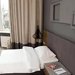 Готель Poet Art 4*