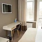 Готель Poet Art 4*